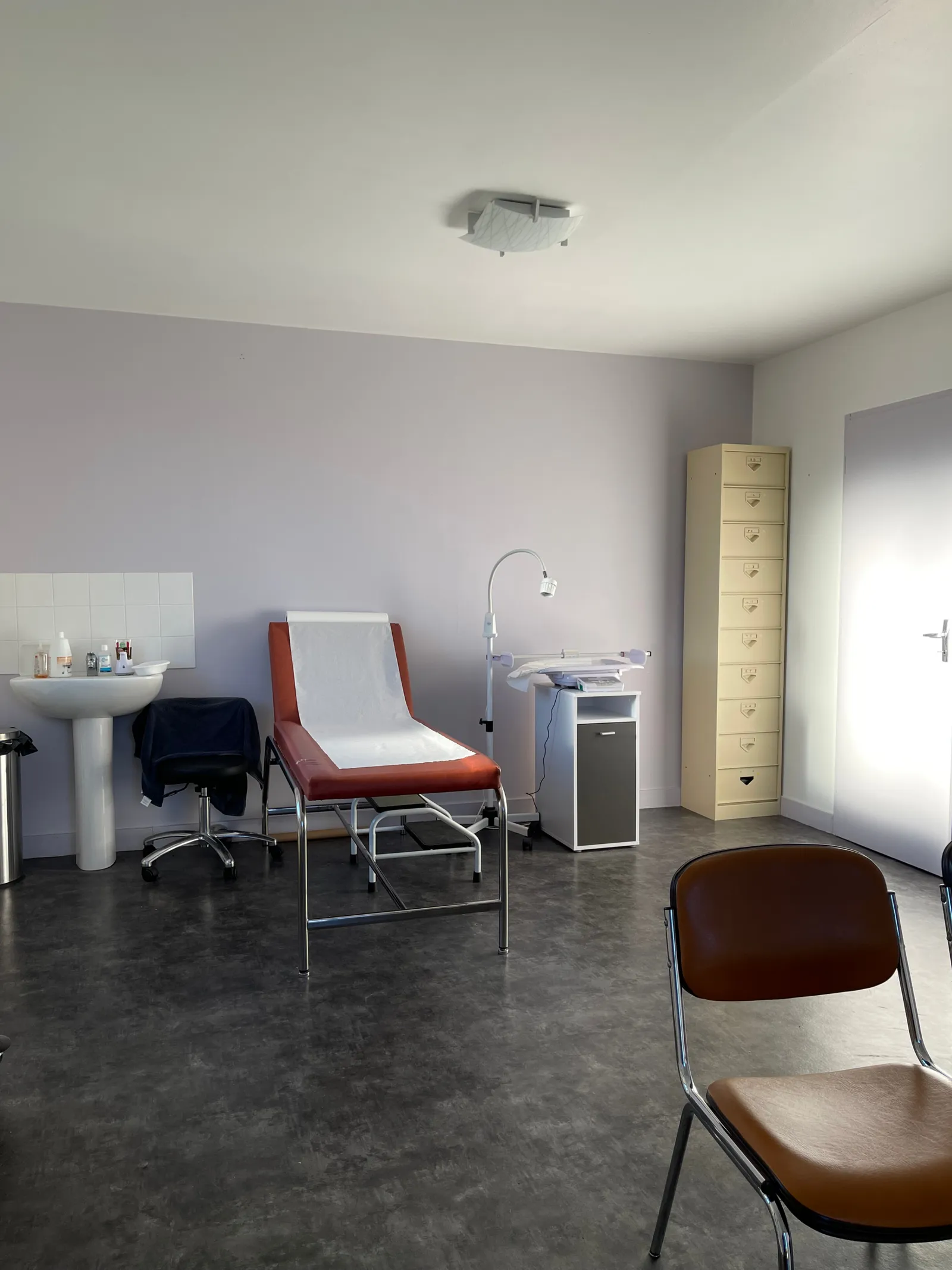 Médecin généraliste : photo 2 sur 3