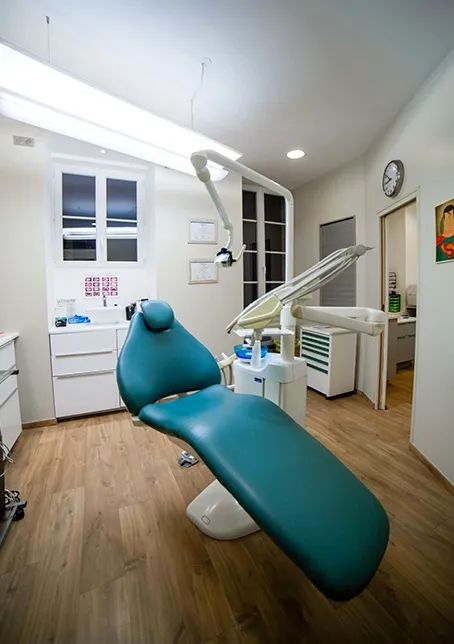 Chirurgien dentiste - orthodontie : photo 3 sur 5