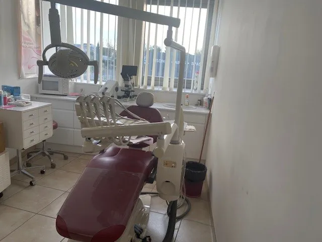 Chirurgien dentiste - omnipracticien : photo 2 sur 4