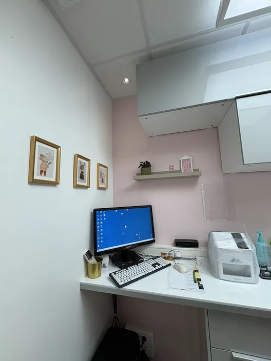 Chirurgien dentiste : photo 2 sur 3