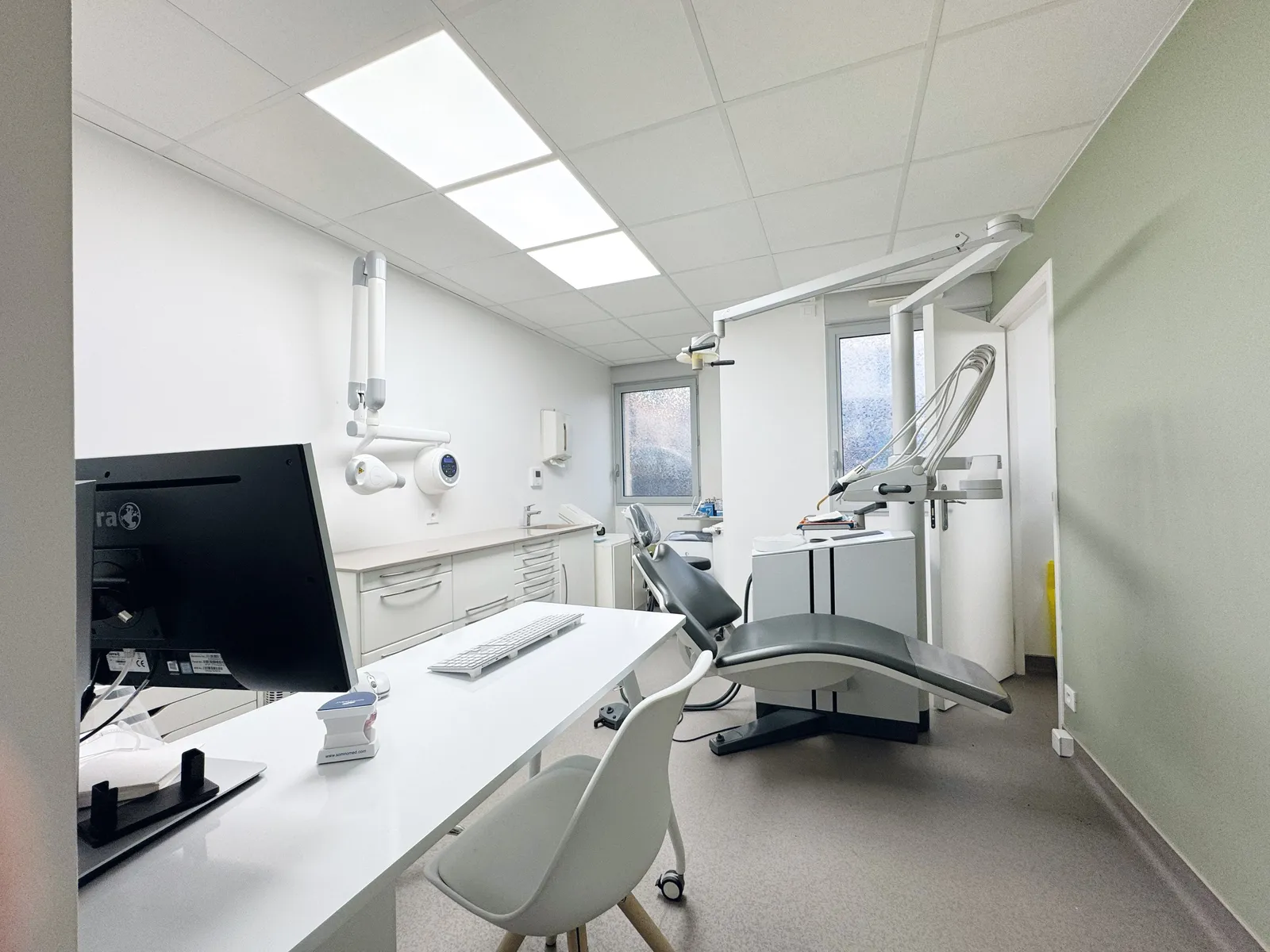 Chirurgien dentiste : photo 2 sur 5