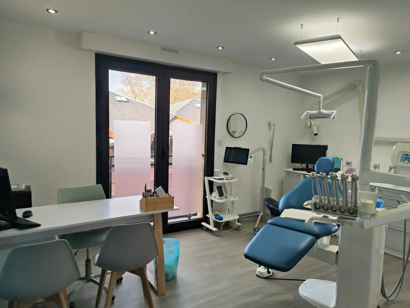 Chirurgien dentiste : photo 3 sur 7