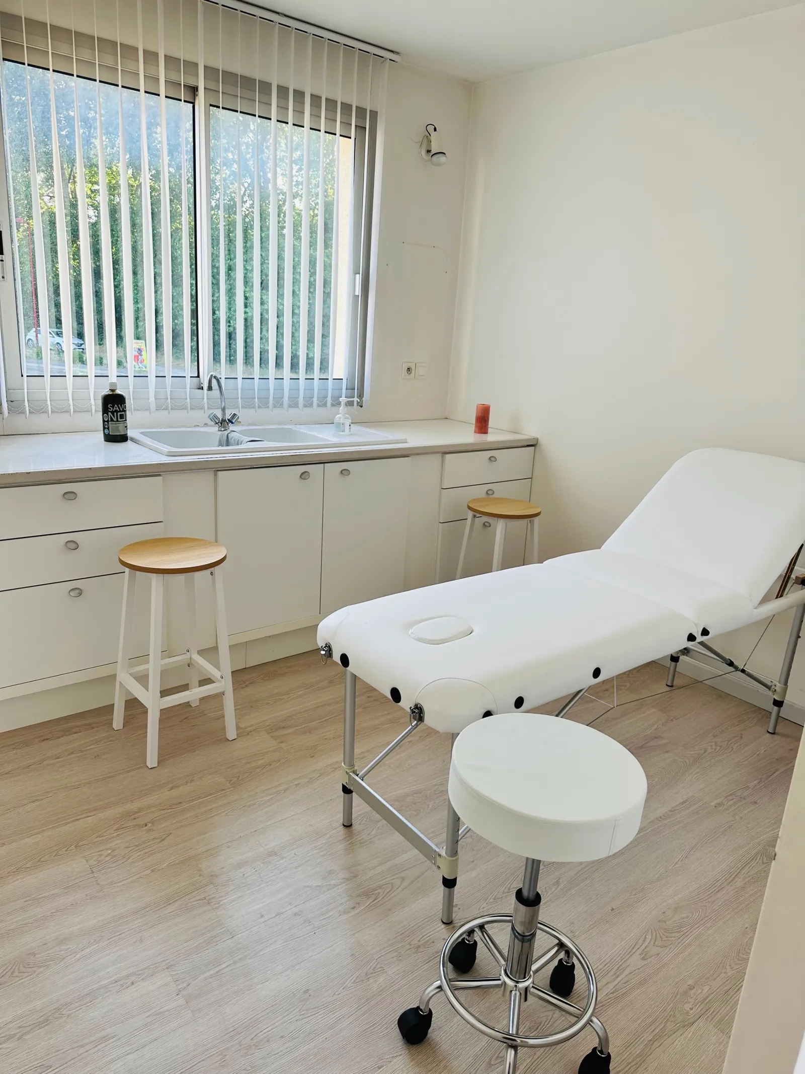 Pharmacien d'officine : photo 2 sur 3