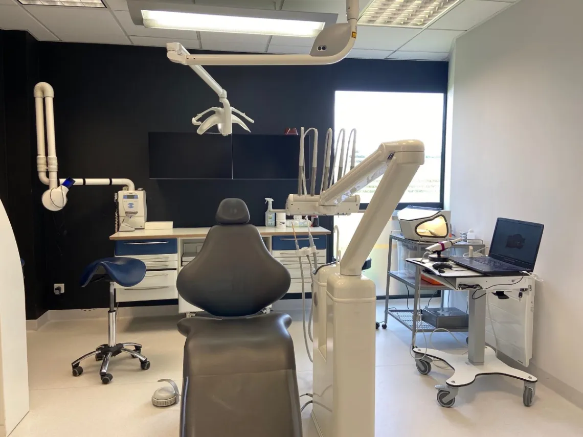 Chirurgien dentiste : photo 3 sur 4