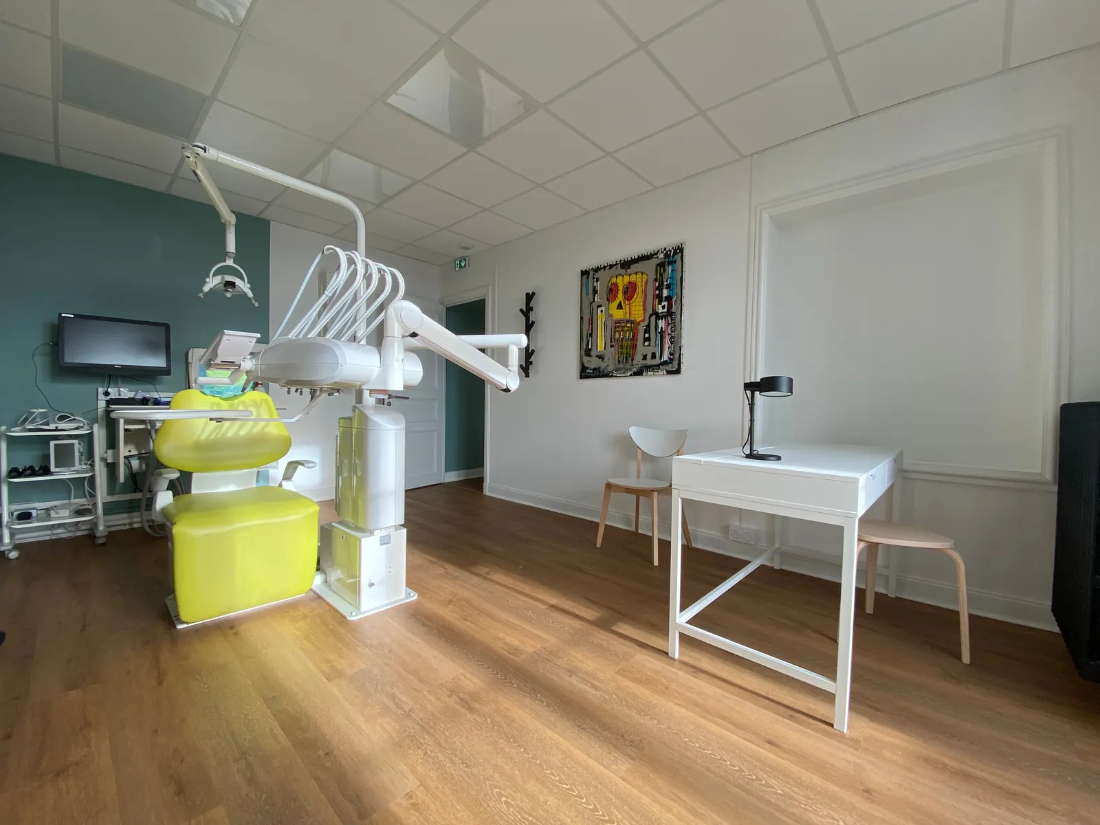 Chirurgien dentiste - CHIRURGIE DENTAIRE : photo 5 sur 9