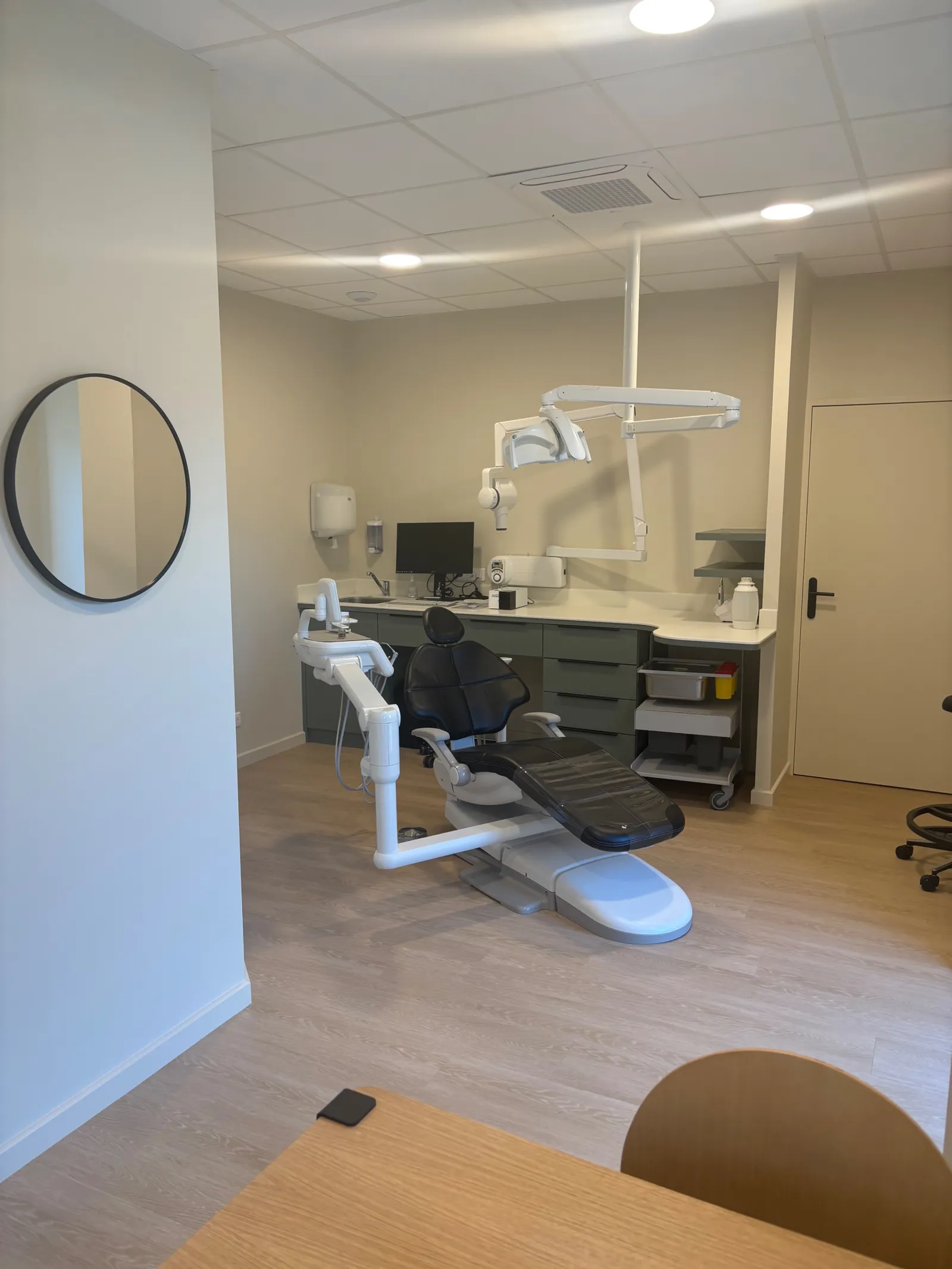 Chirurgien dentiste - Omnipraticien  : photo 4 sur 5