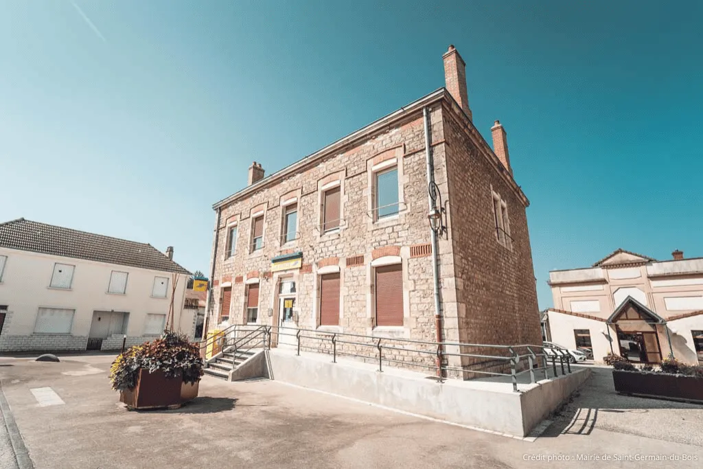 Photos de Saint-Germain-du-Bois : photo 5 sur 5