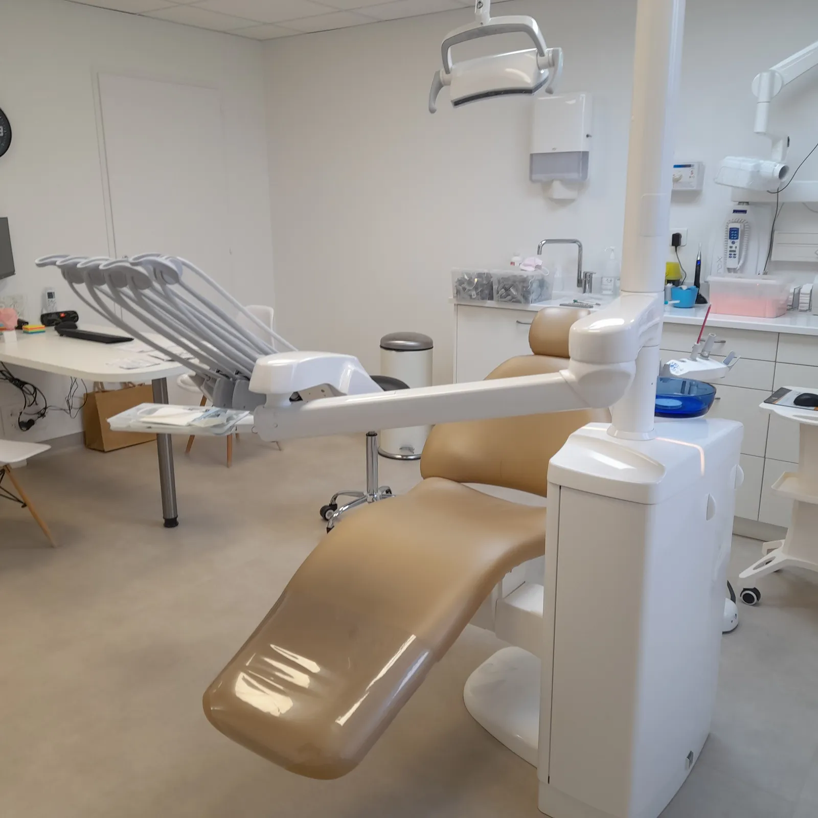 Chirurgien dentiste : photo 4 sur 8