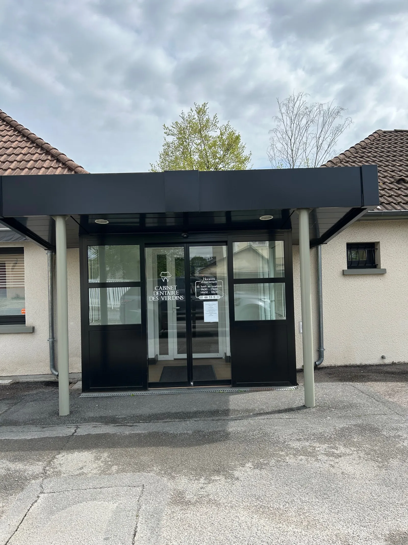 Chirurgien dentiste - Dentaire : photo 4 sur 6