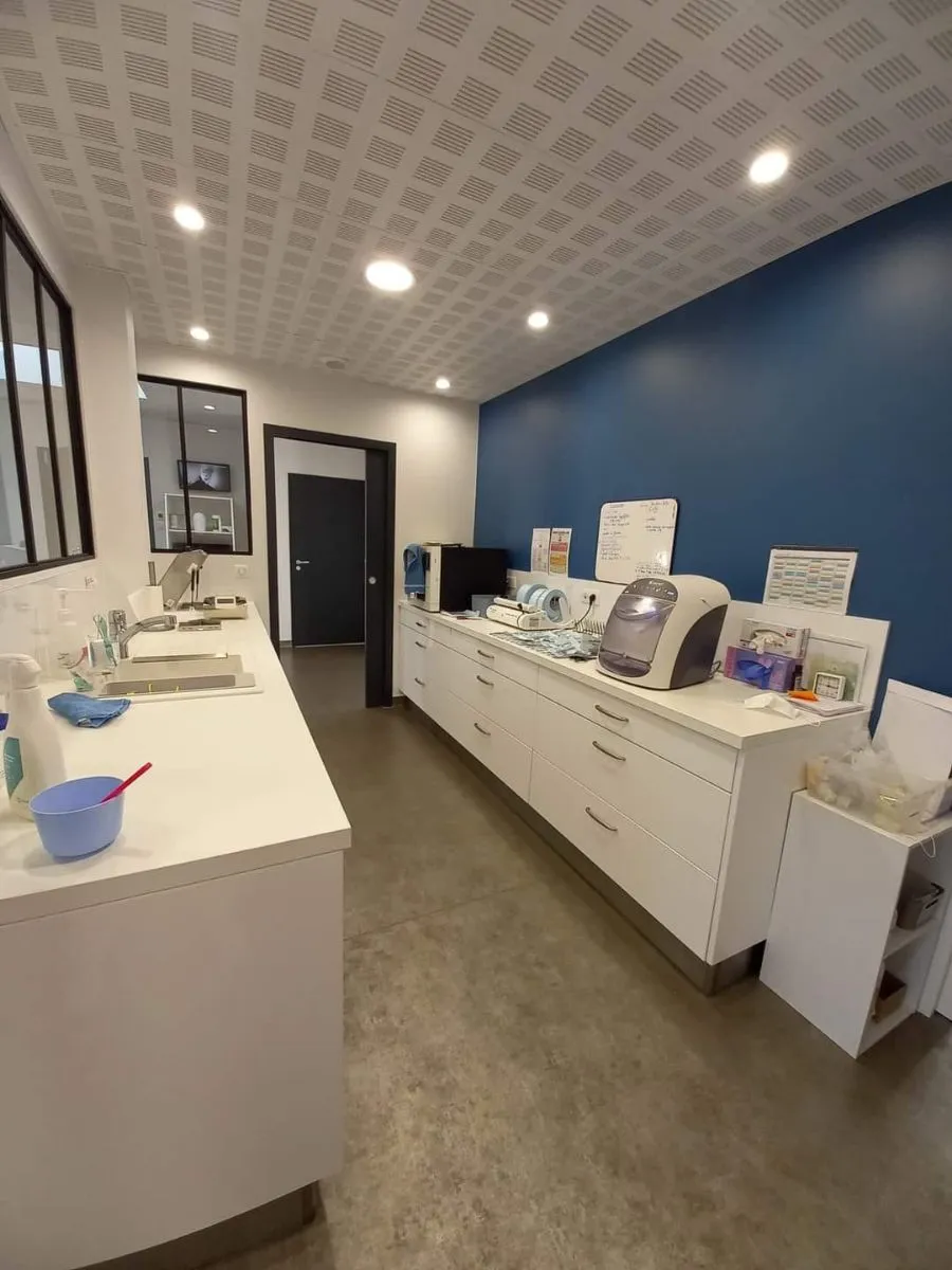 Chirurgien dentiste : photo 2 sur 2