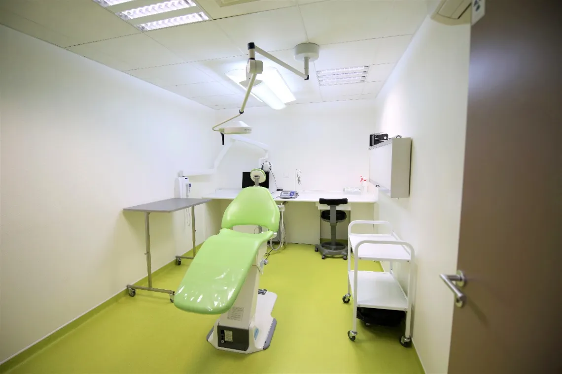 Chirurgien dentiste : photo 5 sur 8