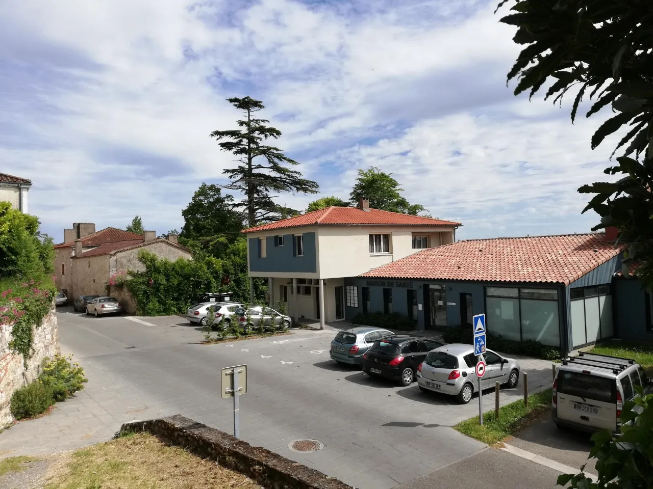 Médecin généraliste : photo 2 sur 3