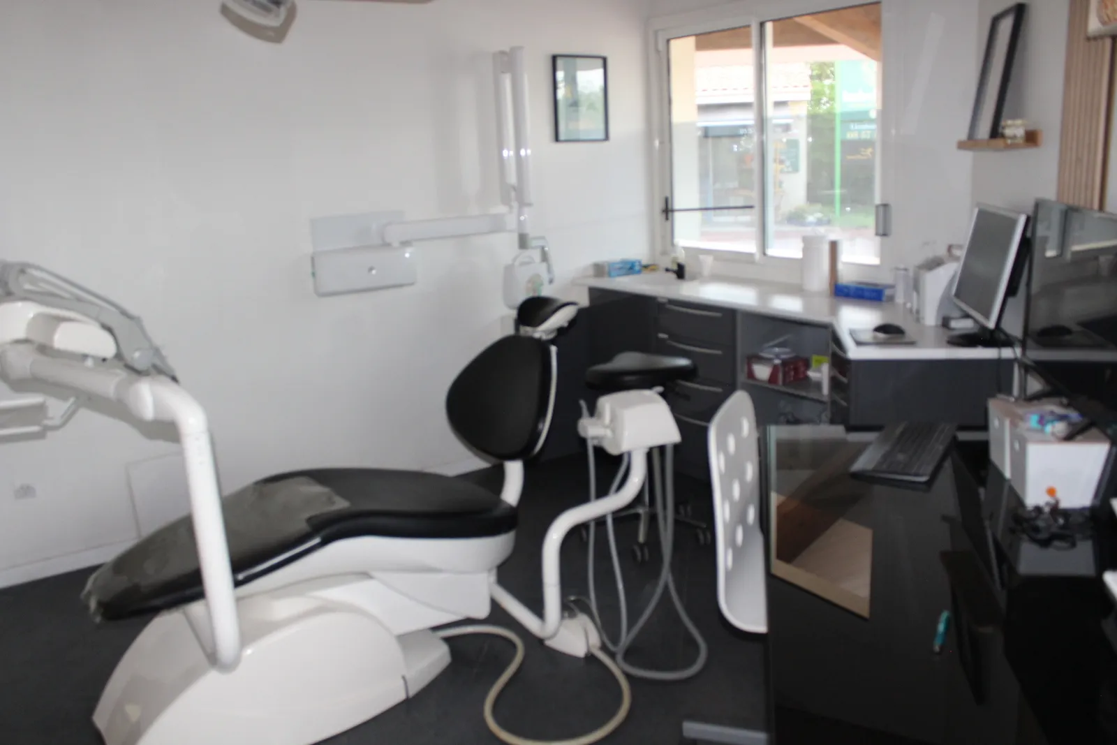 Chirurgien dentiste - omnipratique : photo 4 sur 9