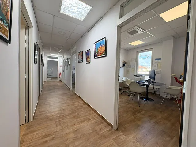 Chirurgien dentiste : photo 4 sur 9