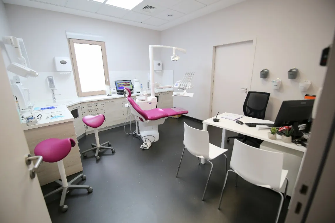 Chirurgien dentiste : photo 3 sur 8