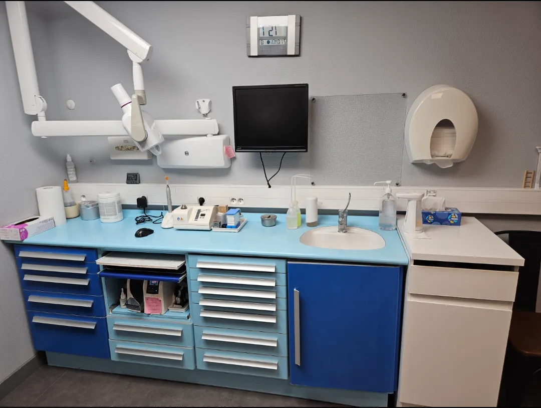 Chirurgien dentiste : photo 2 sur 4