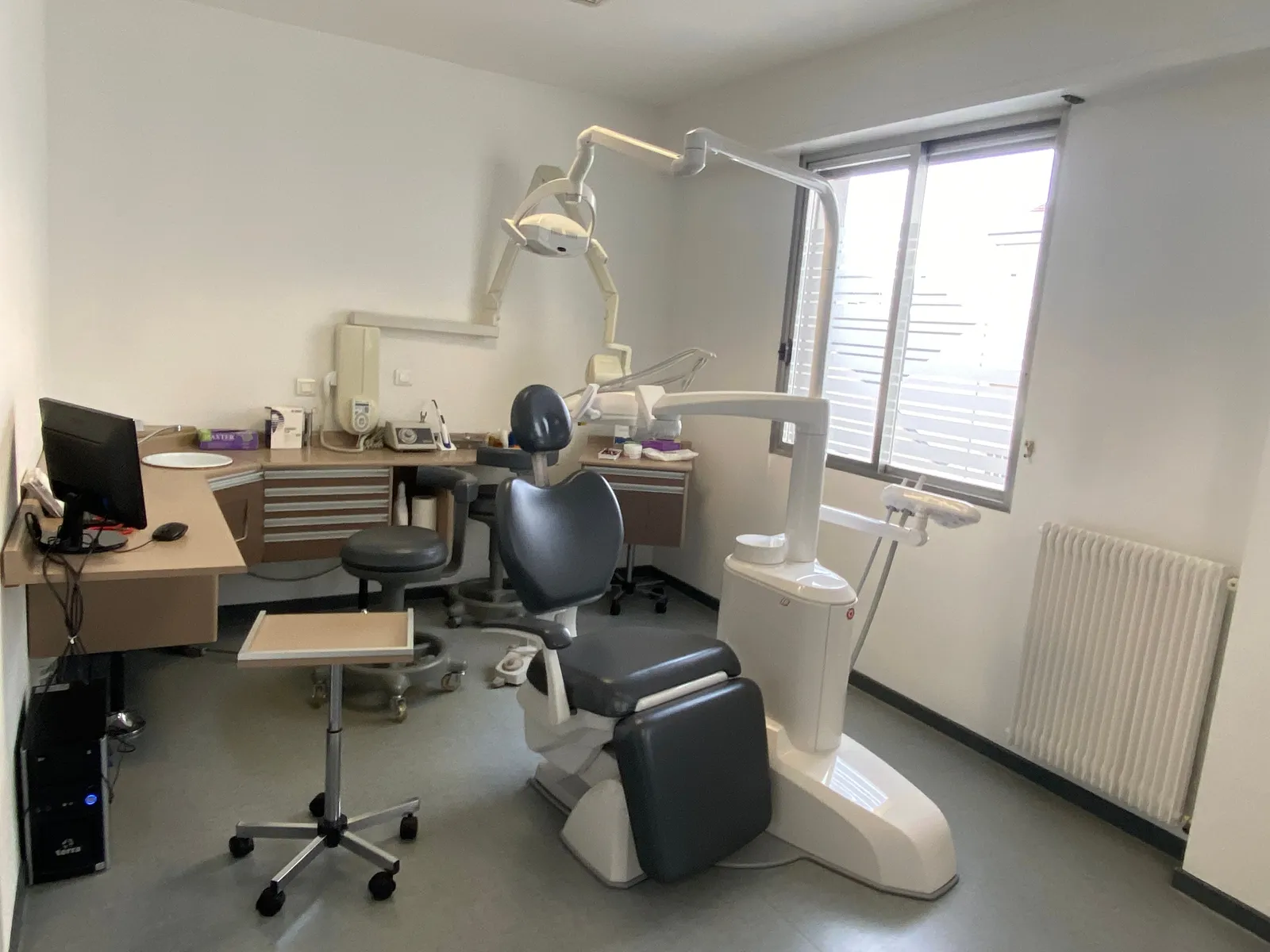Chirurgien dentiste : photo 2 sur 7