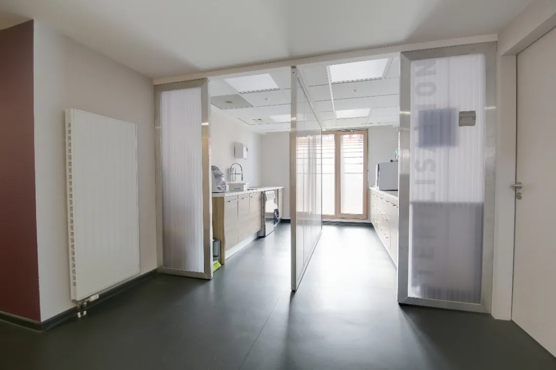 Chirurgien dentiste : photo 7 sur 8