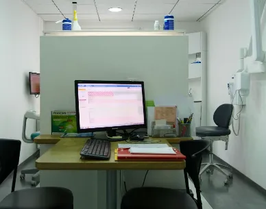 Chirurgien dentiste : photo 2 sur 4