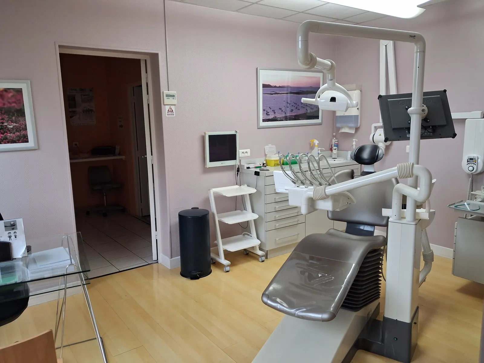 Chirurgien dentiste - omnipratique : photo 2 sur 2