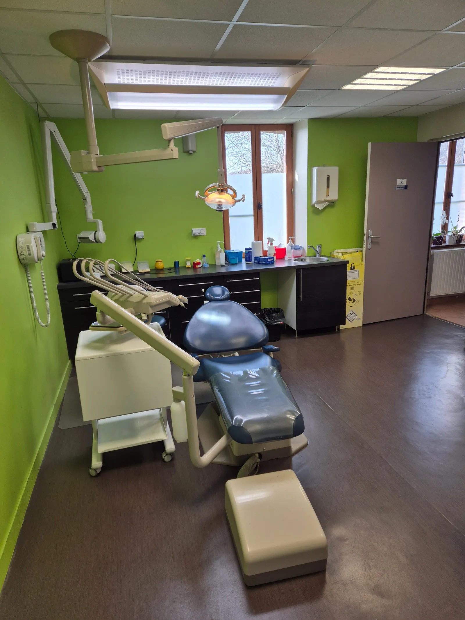 Chirurgien dentiste : photo 3 sur 3