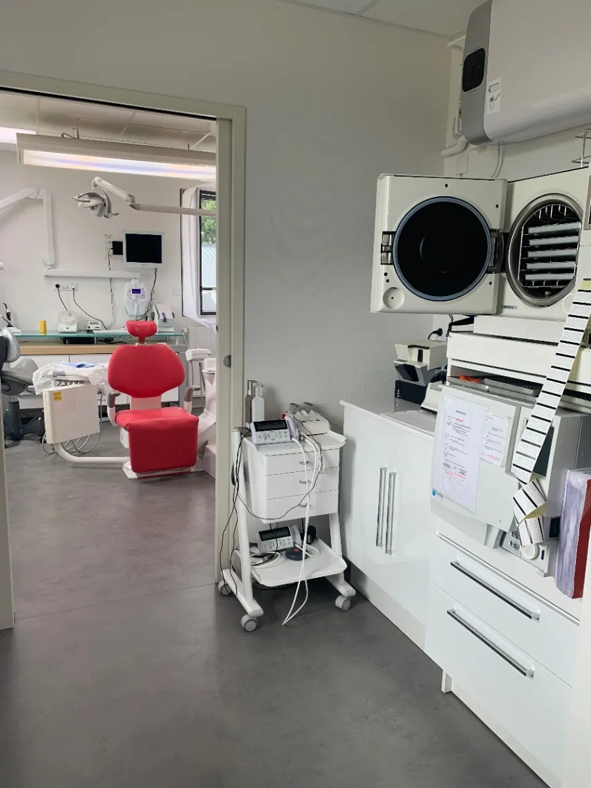 Chirurgien dentiste : photo 3 sur 3