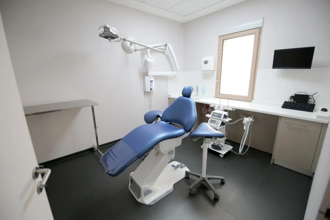 Chirurgien dentiste : photo 6 sur 8
