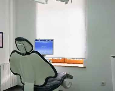 Chirurgien dentiste : photo 3 sur 4