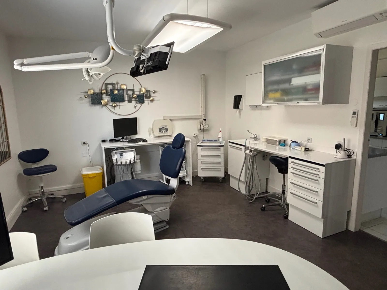Chirurgien dentiste : photo 3 sur 3