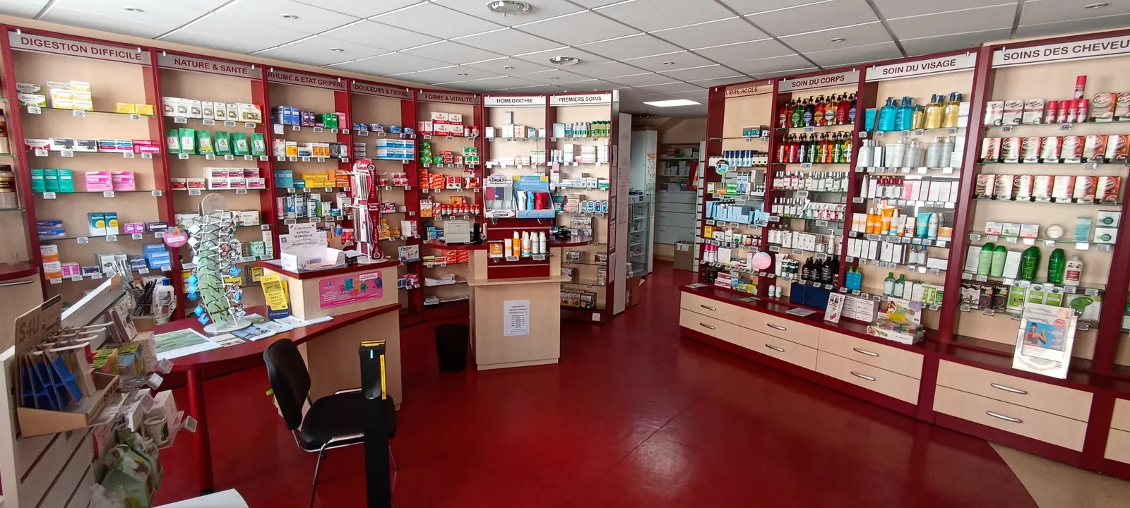 Pharmacien d'officine : photo 2 sur 3