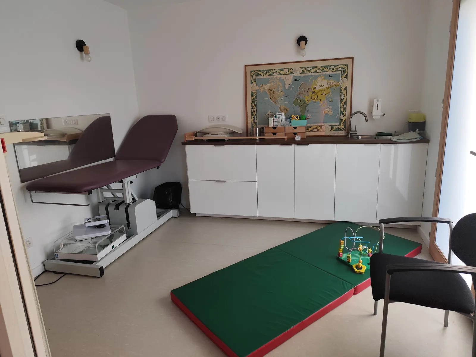 Médecin généraliste - Pédiatre : photo 4 sur 6
