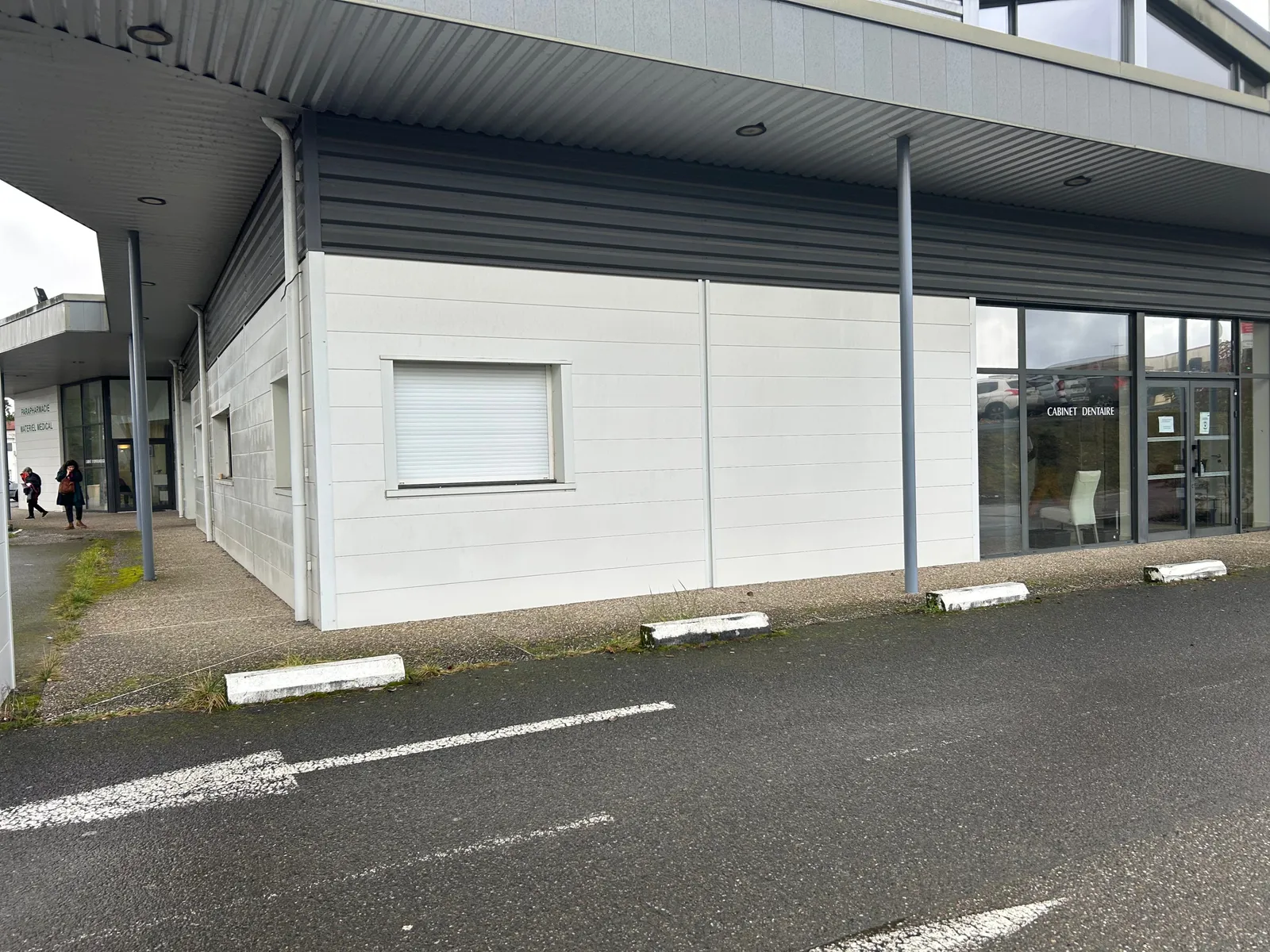 Chirurgien dentiste : photo 3 sur 4