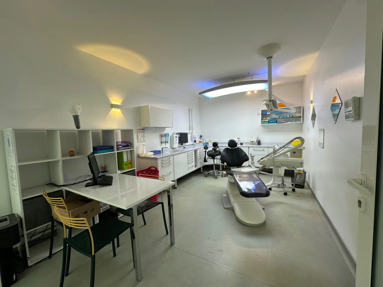 Chirurgien dentiste : photo 3 sur 3