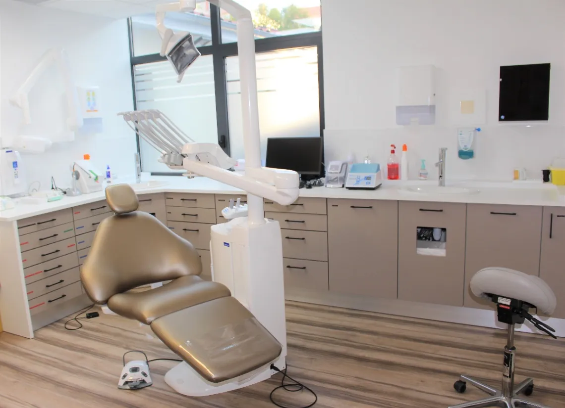 Chirurgien dentiste : photo 3 sur 7
